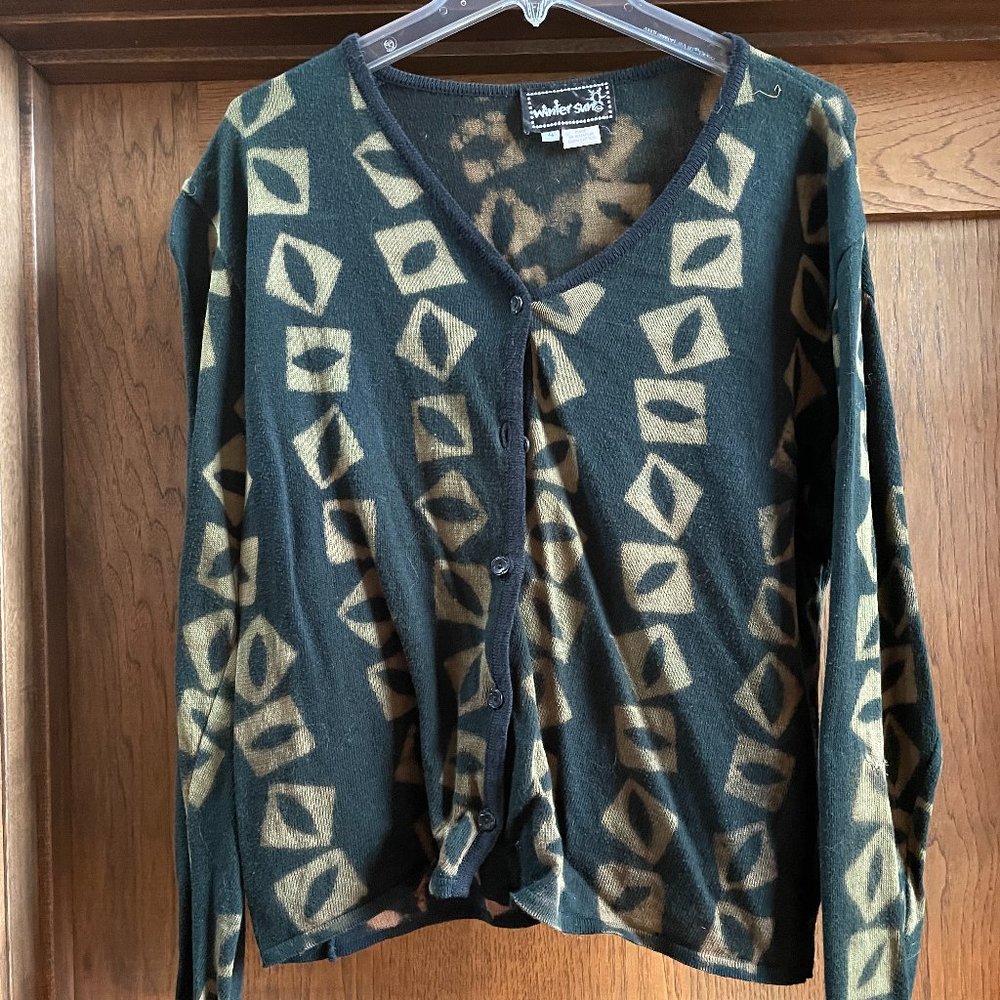 Winter Sun Light-weight sweater cardigan